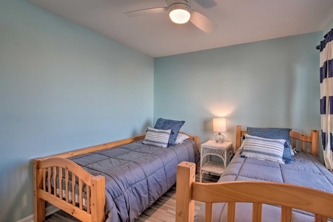 Ocean-View Condo With Deck, Steps To Carolina Beach! Zewnętrze zdjęcie